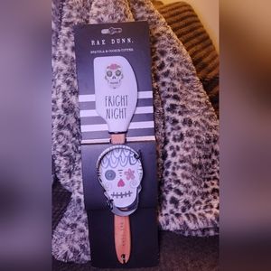 Rae Dunn Spatula & Cookie Cutter Fright Night